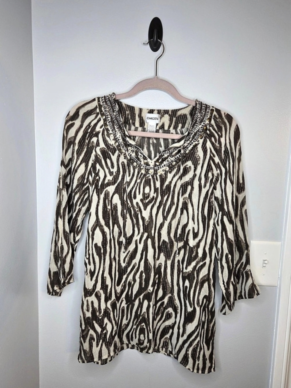 Chico's Animal Print Embellished Blouse in Brown & White Size 0.